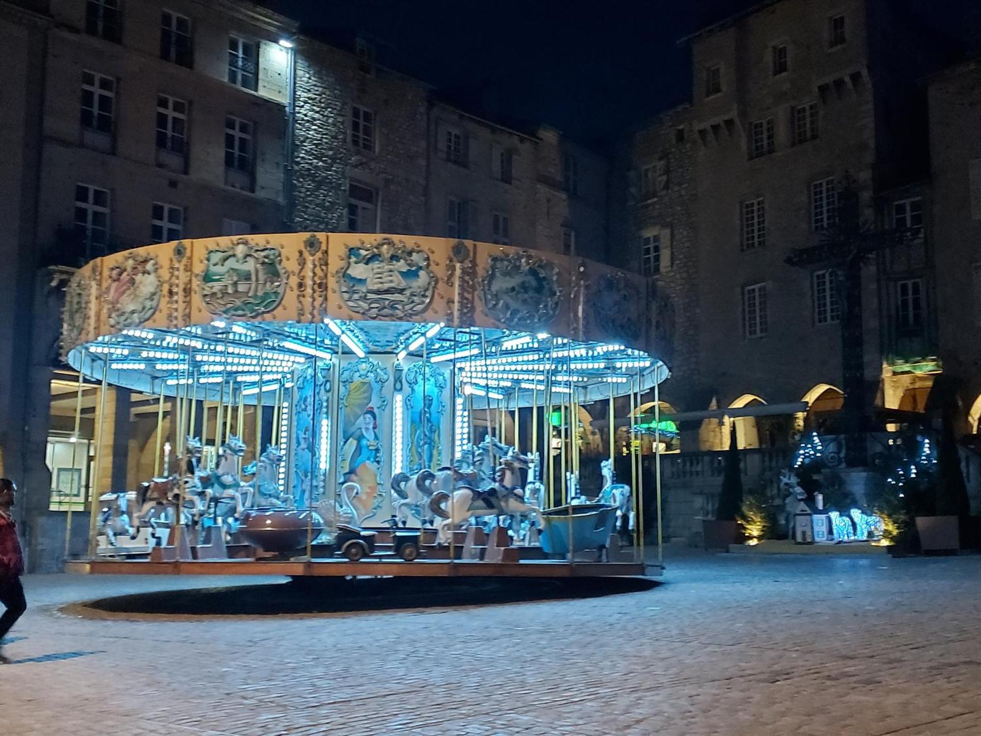 Le Saint-Georges Apartment Вилфранш-дьо-Руерг Екстериор снимка