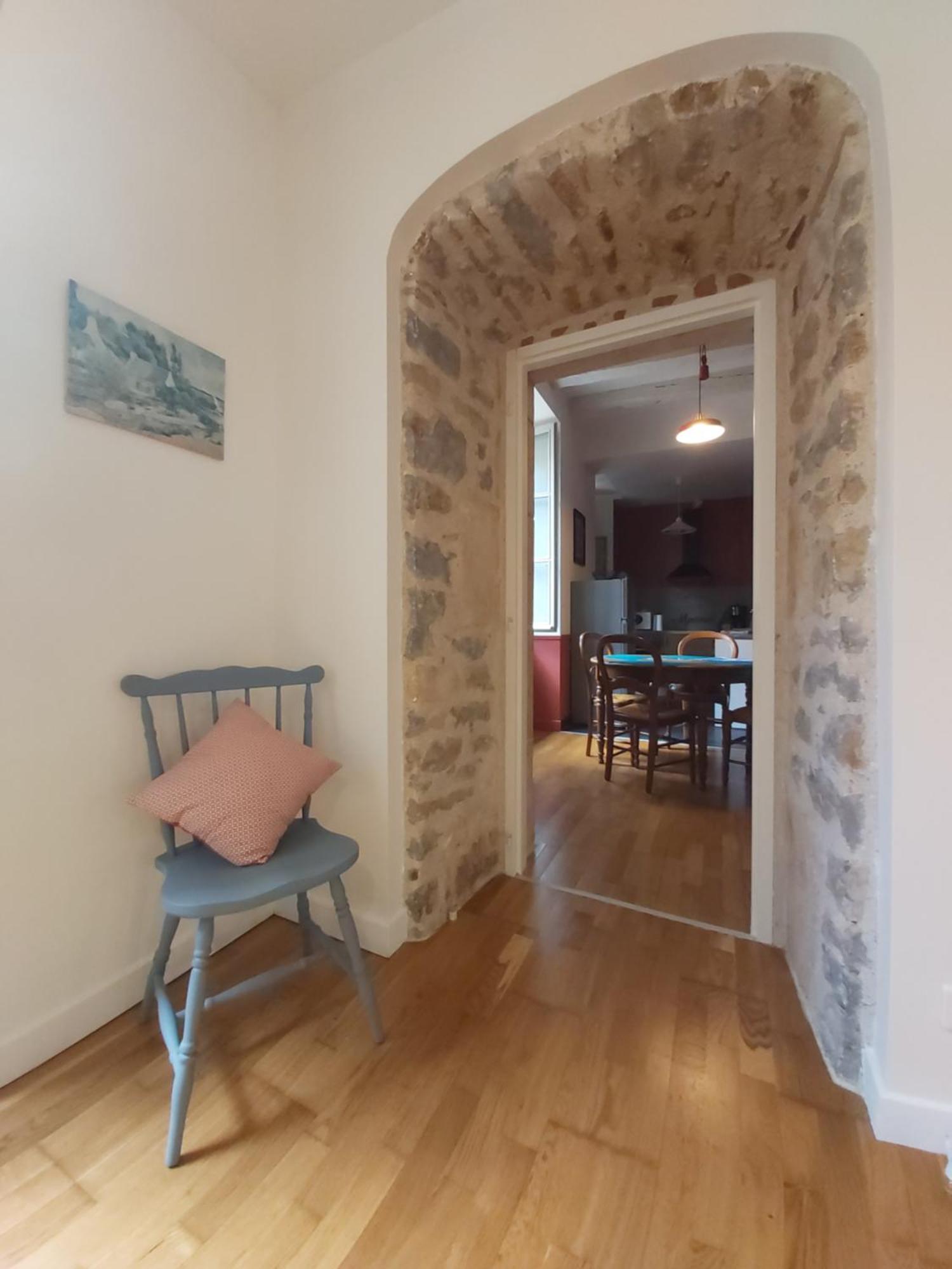 Le Saint-Georges Apartment Вилфранш-дьо-Руерг Екстериор снимка
